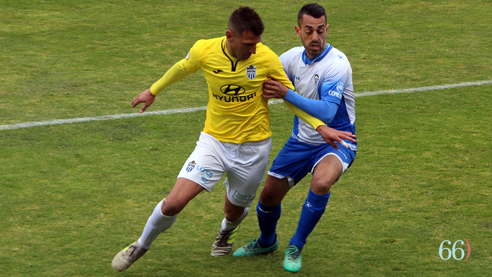 Pino ha debutado con el Alcoyano