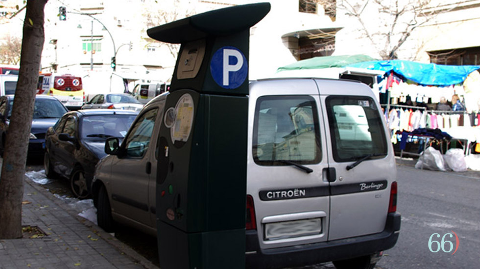 Aparcamiento en la calle Espronceda