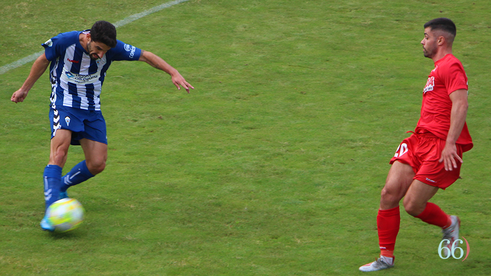 Partido frente al Recambios Col&oacute;n en El Collao