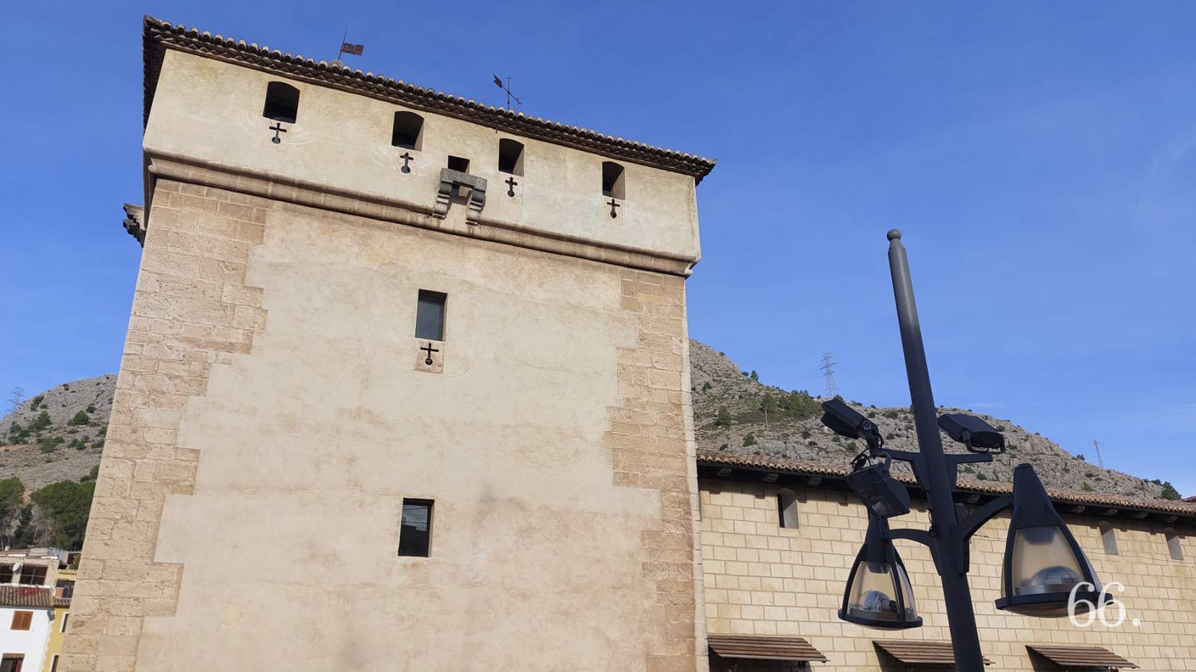 Una de les propostes és recuperar el rellotge de sol del Palau Comtal