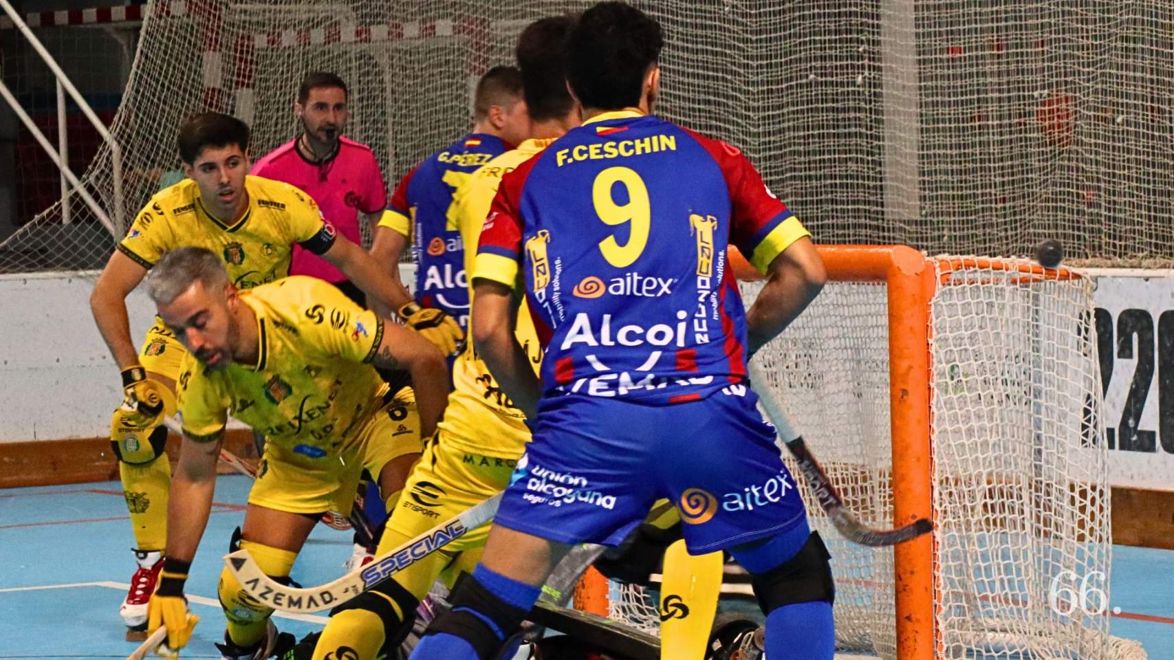 Una de les ocasions de gol del partit a Alcoi / Foto: CGC