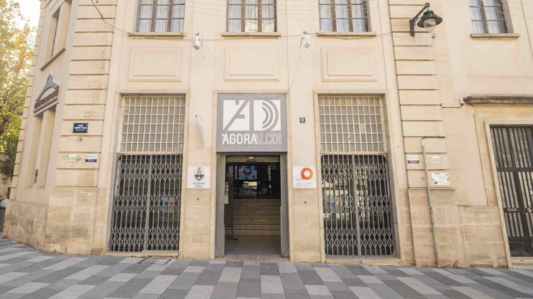 Emsalcoi netejar&agrave; edificis com l'&Agrave;gora