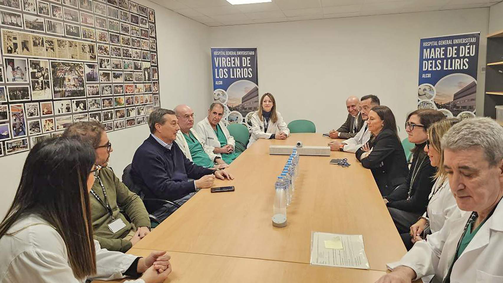 El quiròfan més modern de la província o les obres de La Bassa, entre els temes tractats pel conseller de Sanitat en la seua visita a l’Hospital d’Alcoi