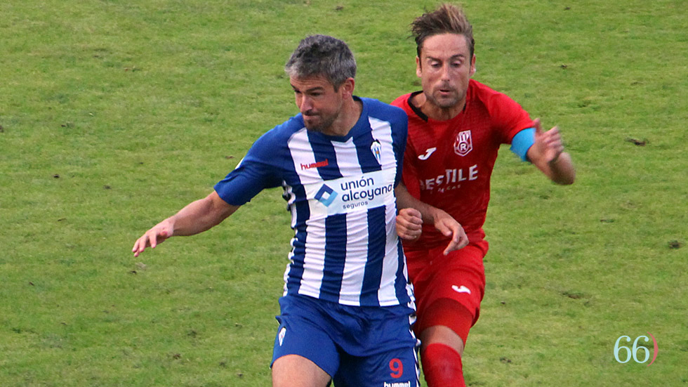 Pau Franch frente al Roda en El Collao