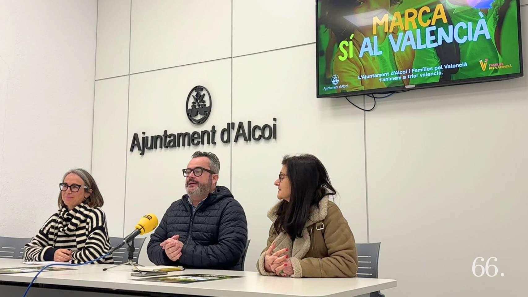 Roda de premsa Tria el valencià / Foto: MRG