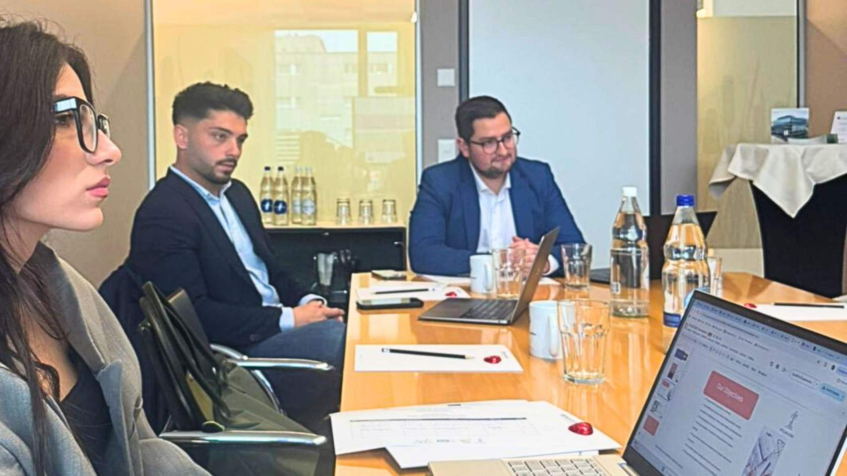 Alejandro Montava i Jordi Ortiz durant la reunió