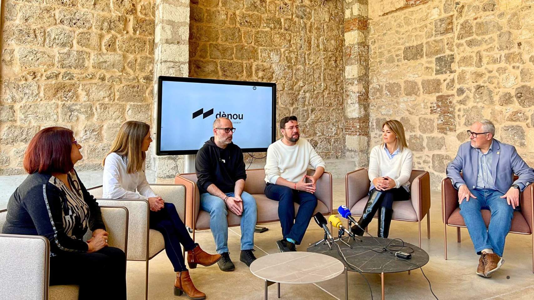 Presentació Dènou a Rodes / Foto: AJA