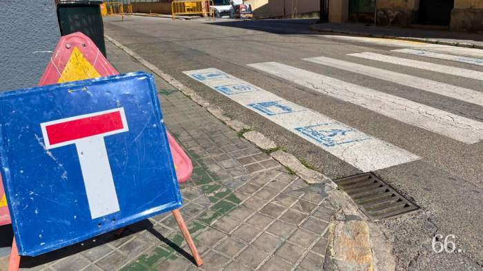 El tramo de la calle Perú en obras está cortado al tráfico