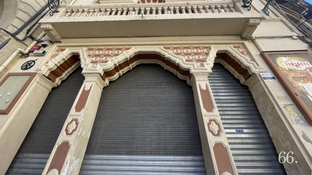 Comprom&iacute;s vol que la Generalitat finance la reforma del Teatre Principal "de manera immediata"