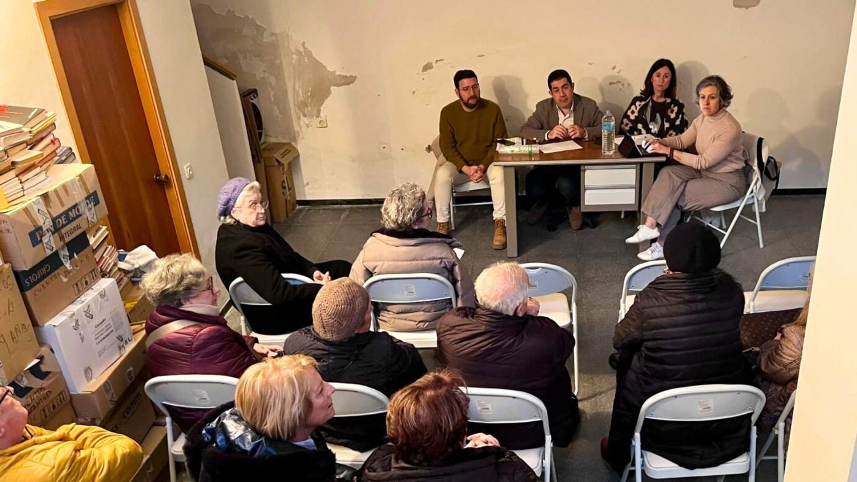 Els veïns del Centre no canviaran de seu si no els agrada el local de la plaça d’Espanya