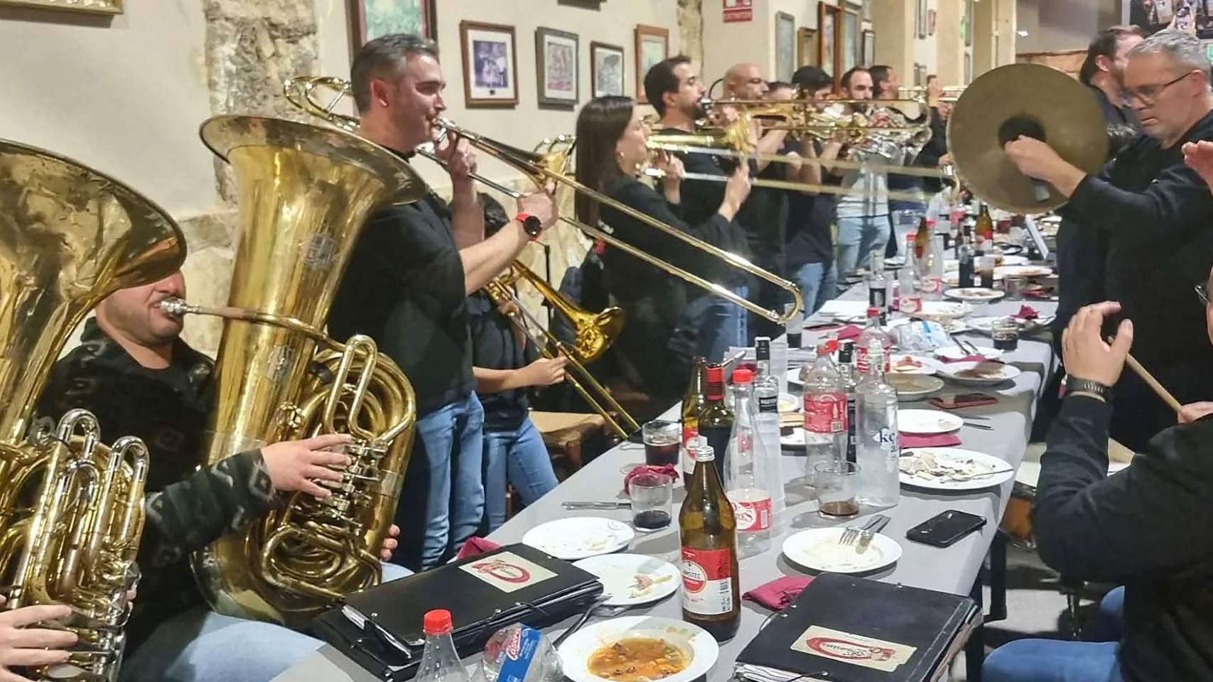 Torna el Sopar Solidari amenitzat per L’Orquesteta