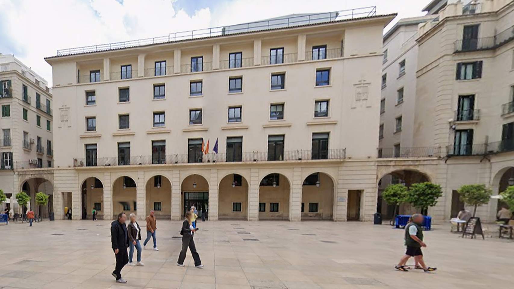 22 anys i mig de presó per a l’assassí que va apunyalar 18 voltes la seua parella a Alcoi