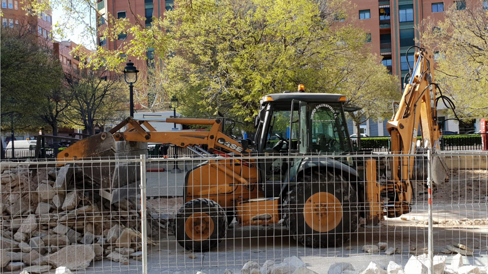 Imagen de las obras de la plaza