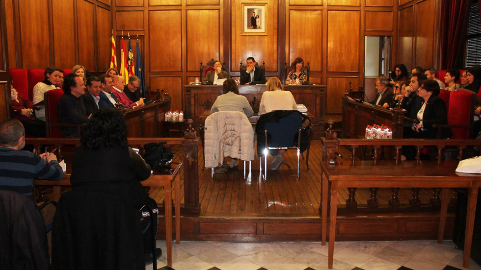 Imagen de Facebook del Ayuntamiento de Alcoy del Pleno de marzo