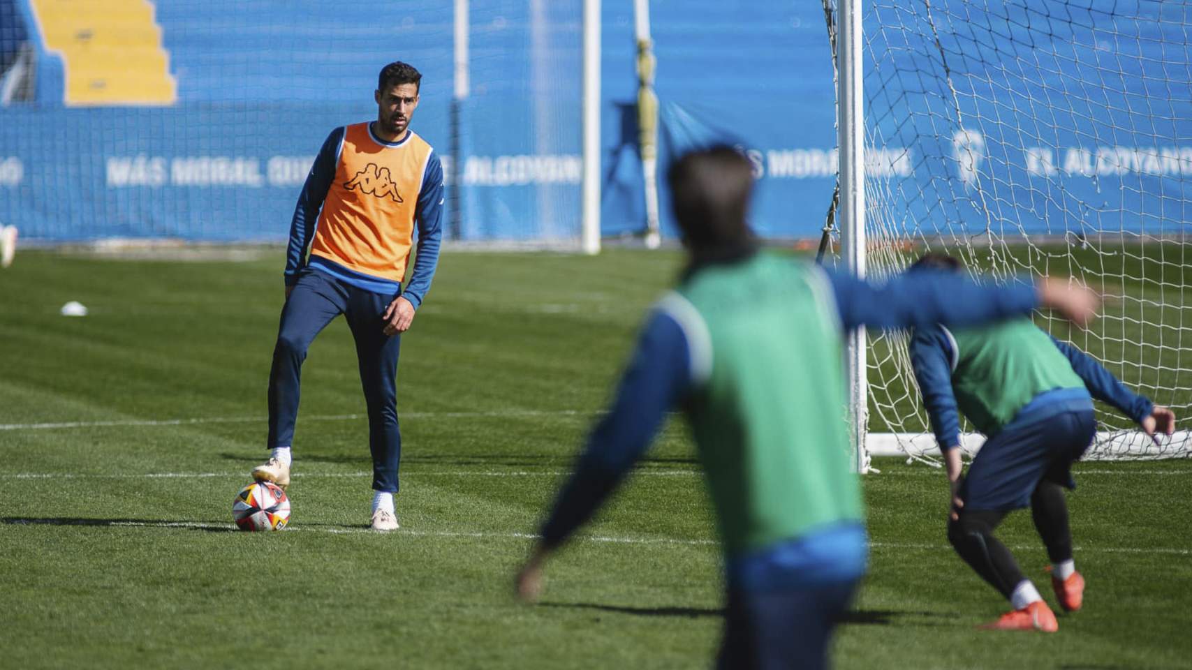 Entrenamiento previo al partido / Foto: Jordi Cantó Fotografía