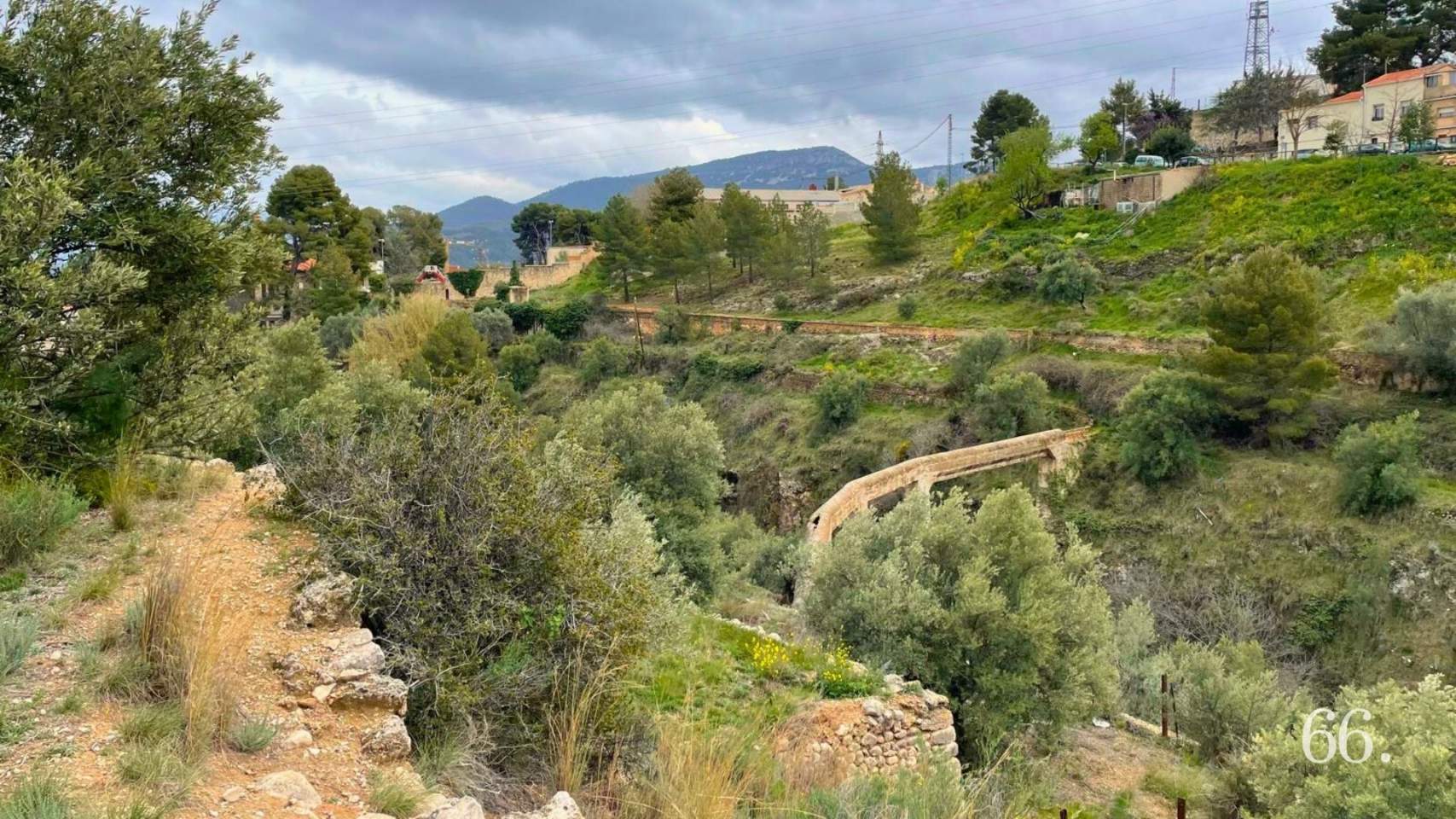 Barranc del llit del Benissaidó al seu pas per l'urbanització Serelles