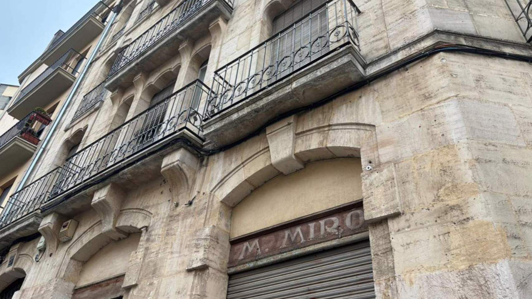 Per què no està instal·lada a Alcoi la placa commemorativa de la seu estatal de l’AIT en 1872?