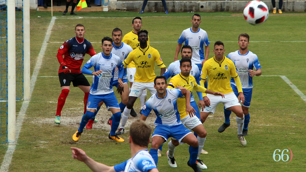 Imagen de un partido del Alcoyano de esta temporada
