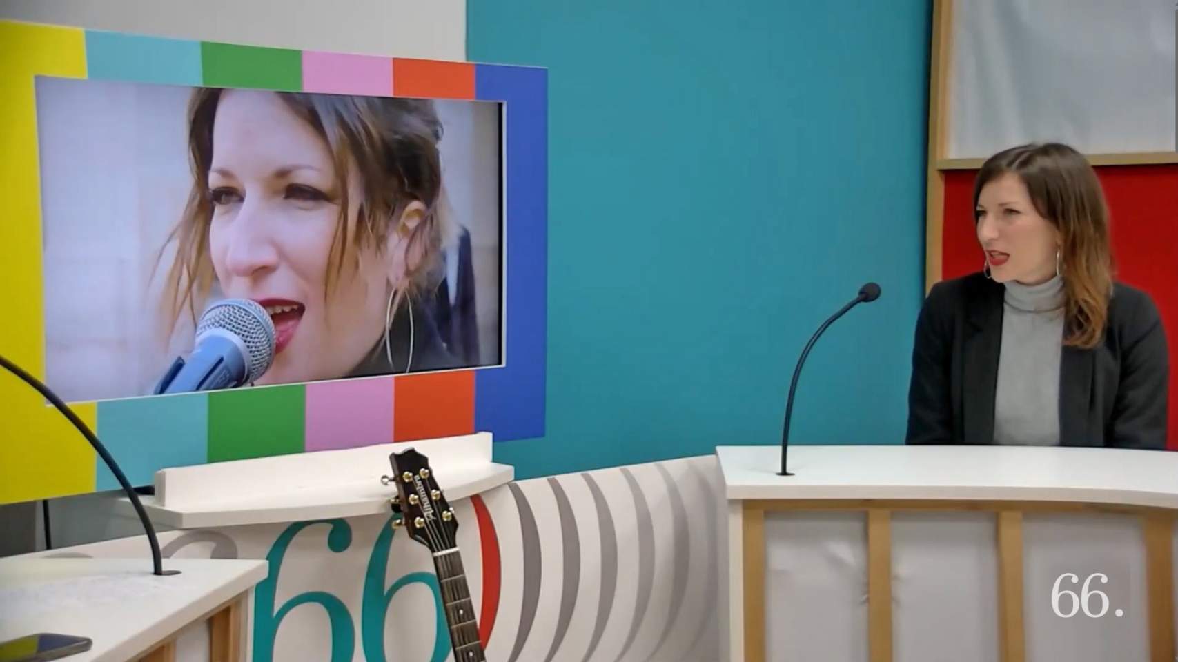 Neus Ferri en el plató de Pagina66