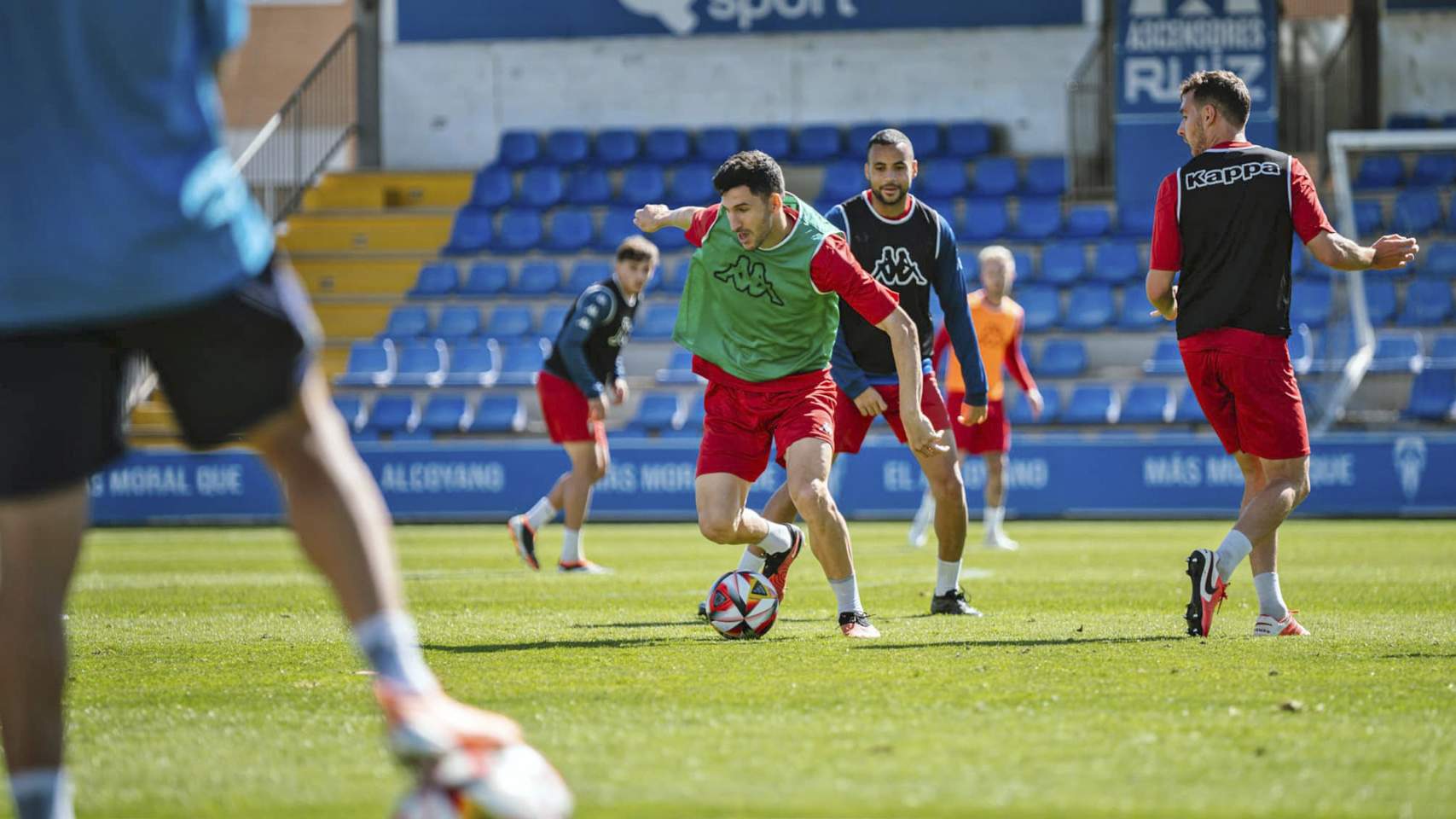 Entrenamiento previo al encuentro ante el Recreativo Granada / Foto: Facebook CDAlcoyano