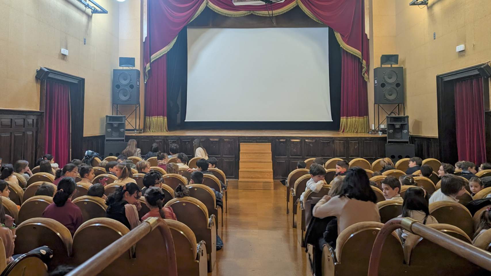 El cicle Cinema en Valencià a l’Escola reuneix 1.500 joves d’Alcoi