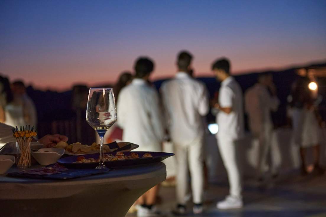 Les festes eivissenques són una de les celebracions temàtica preferides // Foto: Esdeveniment en Masía La Mota