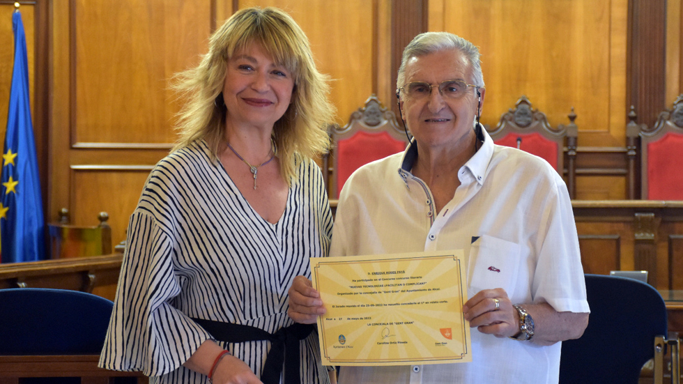 Enrique Rodes amb Carol Ortiz / Foto: Ajuntament