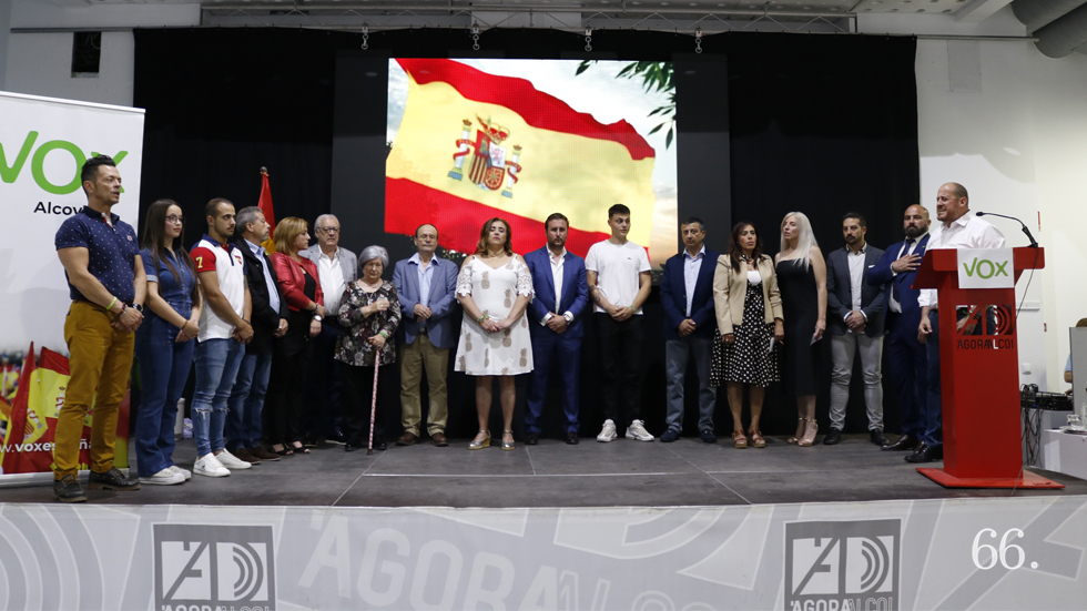 Presentación lista electoral Vox Alcoy // Foto: SBG