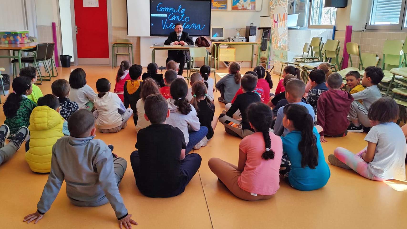 La Maleta Viatgera va de col&middot;legi en col&middot;legi