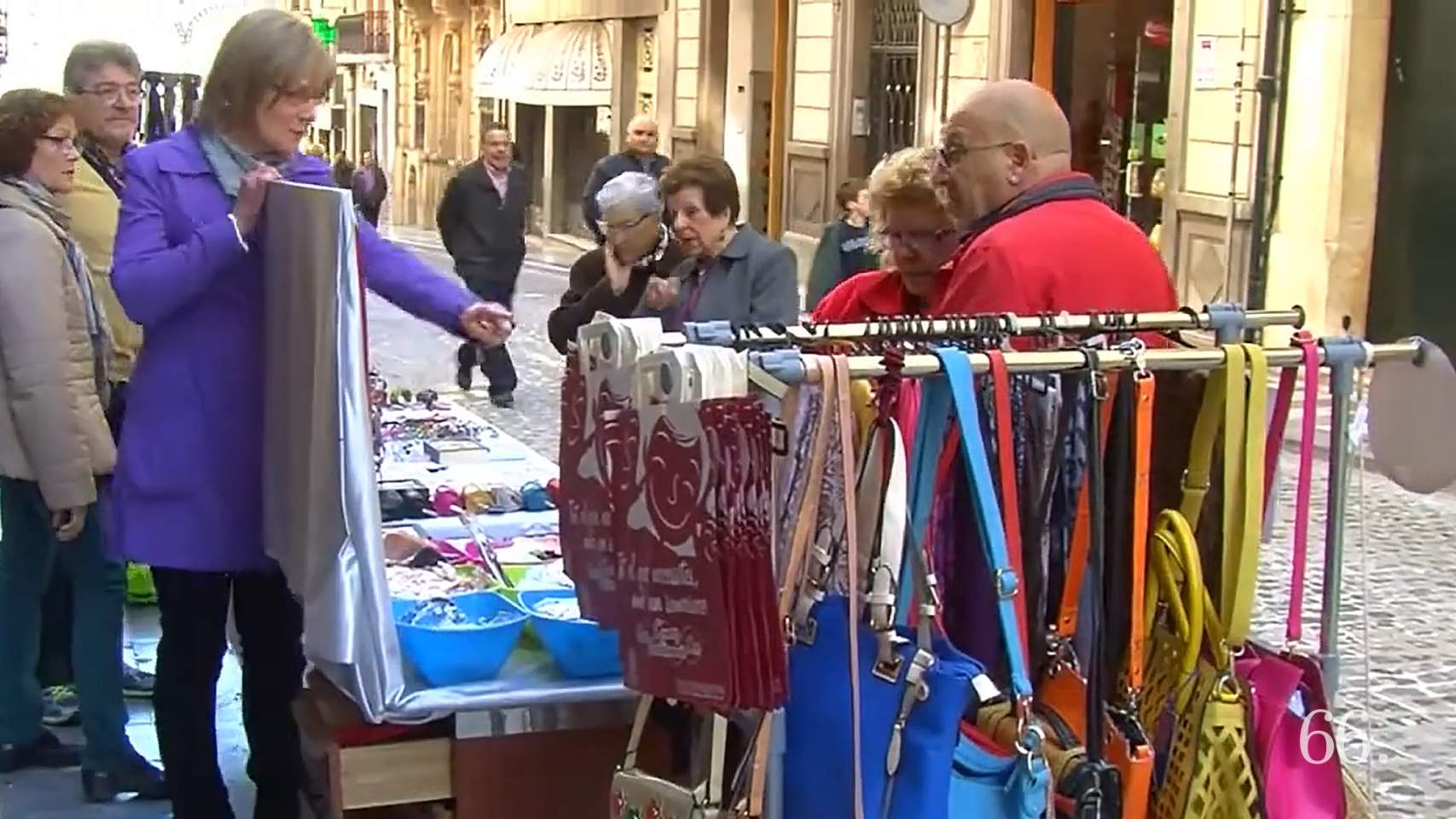 Botigues al carrer / Foto d'arxiu