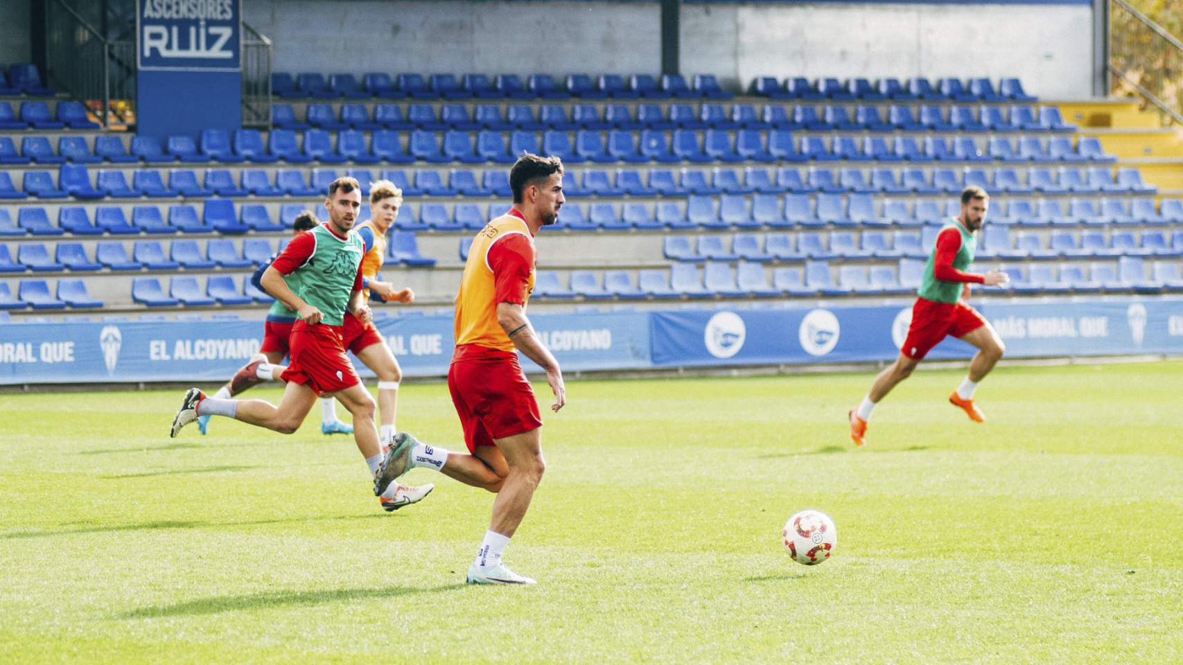 Entrenamiento en El Collao esta semana / Foto: CDAlcoyano Facebook