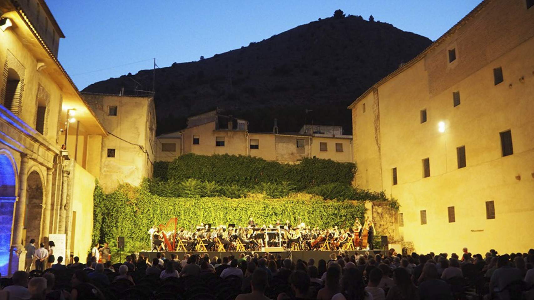Concert del Sent-me en el Palau Comtal