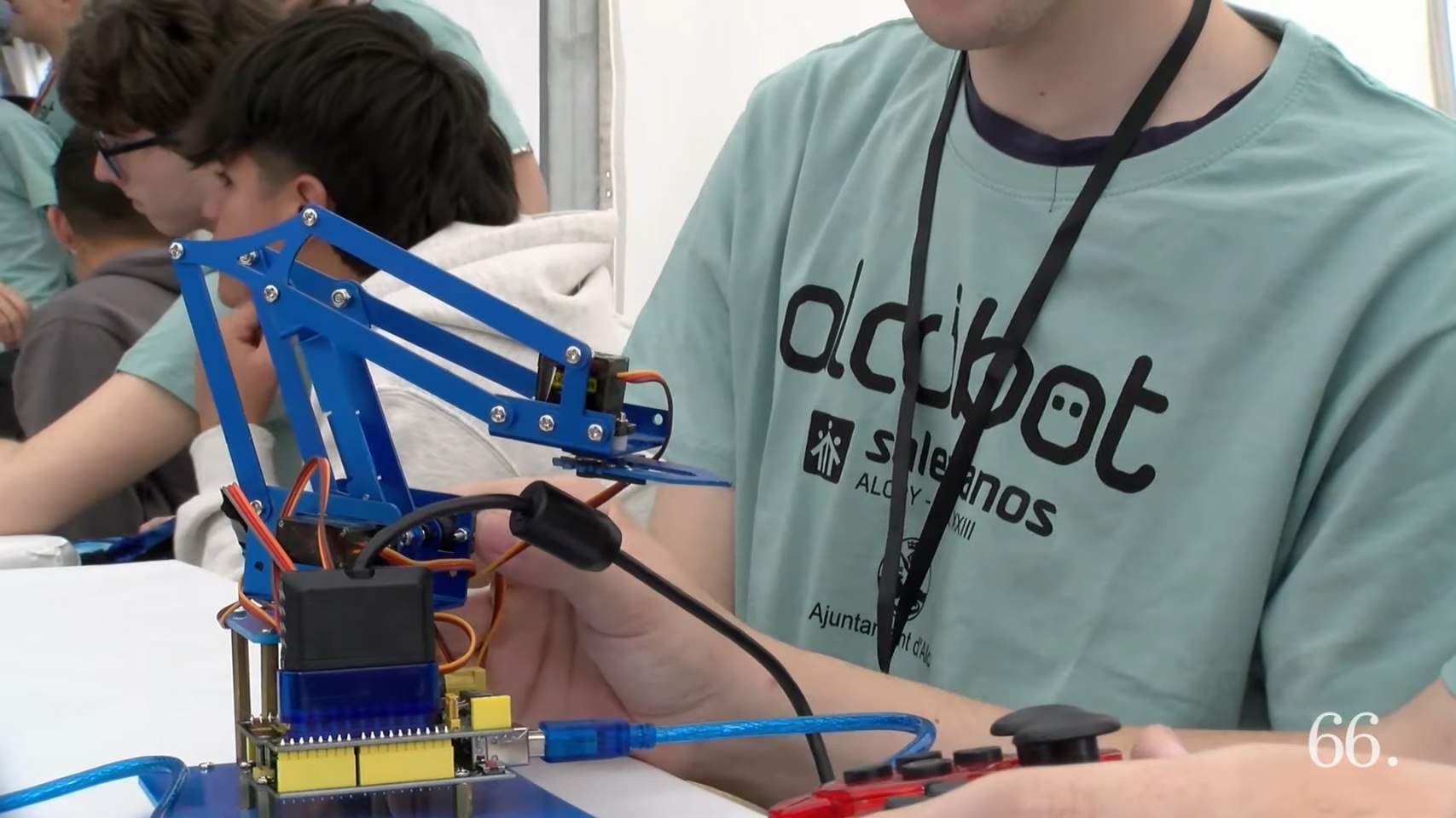 Alcoibot tornarà amb més de 40 projectes de robòtica