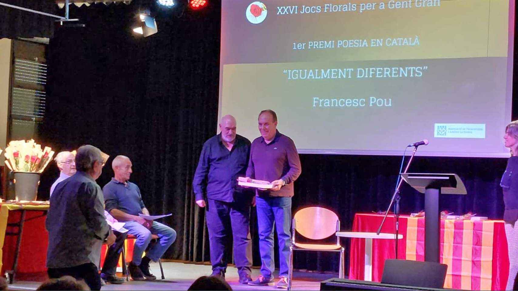 Pou amb el guard&oacute; a Barcelona