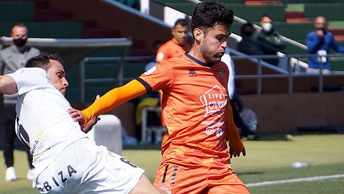 Javi García / Foto: Twitter @Atzeneta_UEA