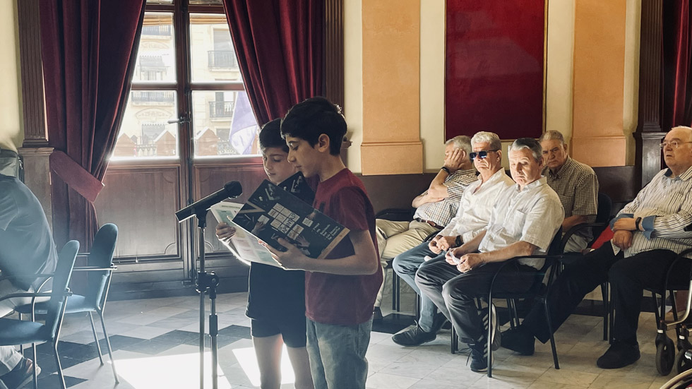 Lectura del resultado de la votación Presupuestos Participativos Infancia // Foto: AJA