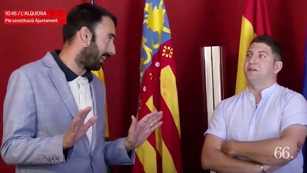 Andreu Ripoll i César Palmer durant el ple d'investidura a L'Alqueria