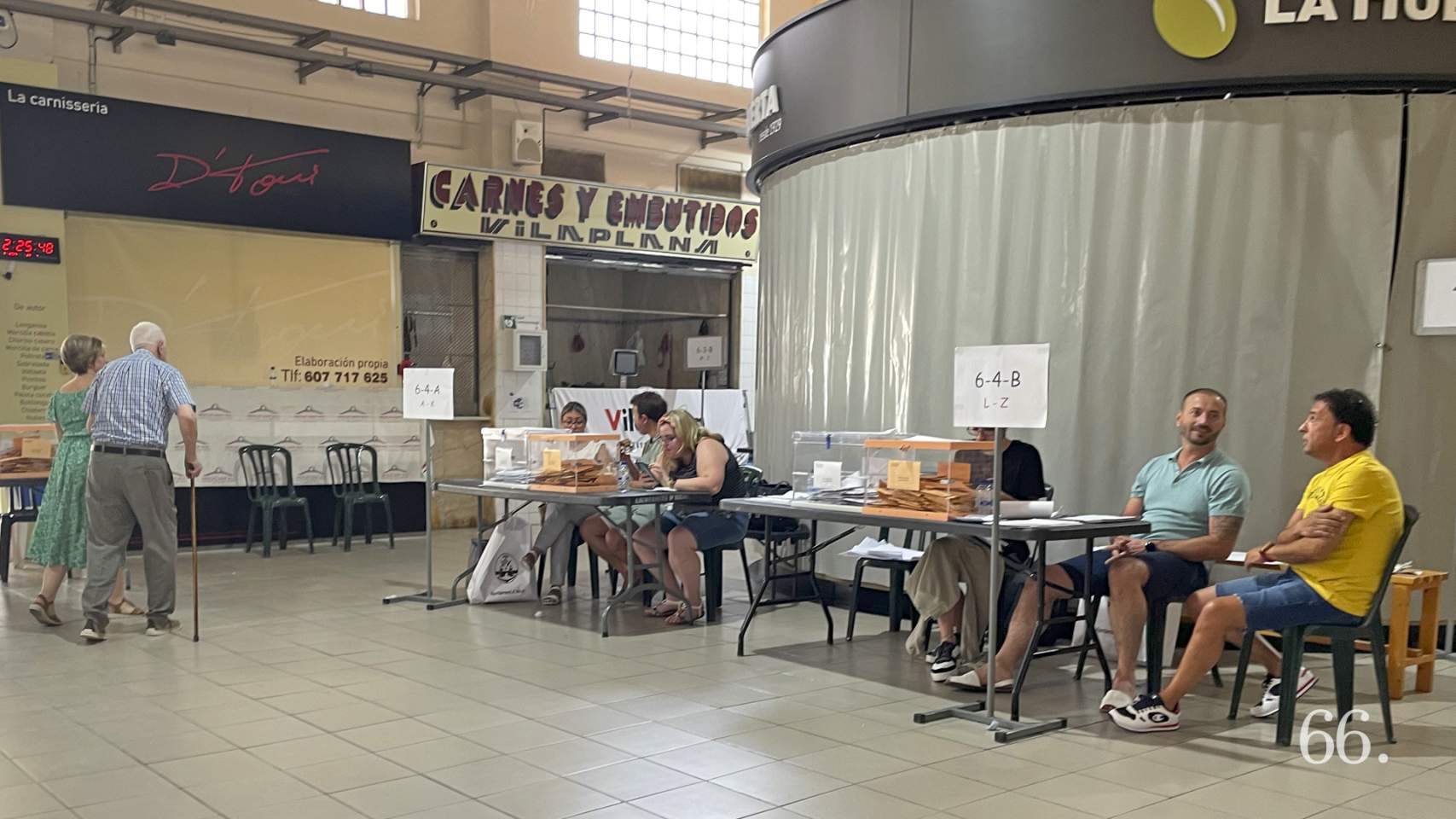 Votaciones en el Mercat de Sant Roc en 2023