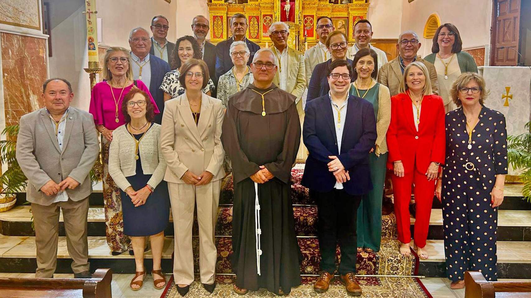 Nova junta de la confraria contestana
