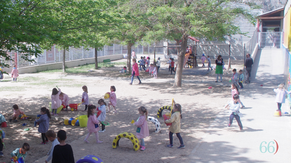 Pati del col·legi Horta Major / Foto: Arxiu P66) Pati del col·legi Horta Major / Foto: Arxiu P66)