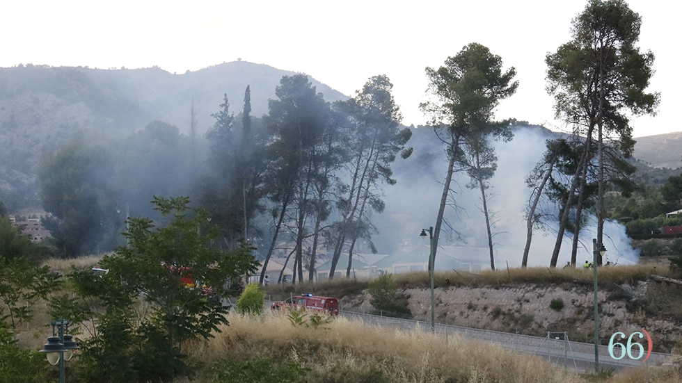 Incendio cercano a La Salle / Foto: Shakila Bodí