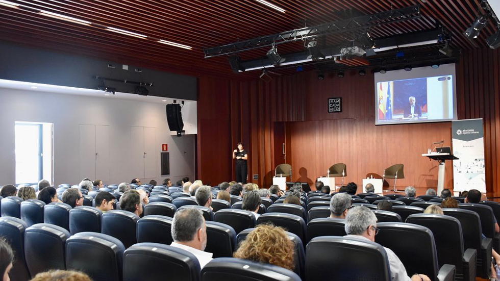 Conferencia de David Lucas // Foto: AJA