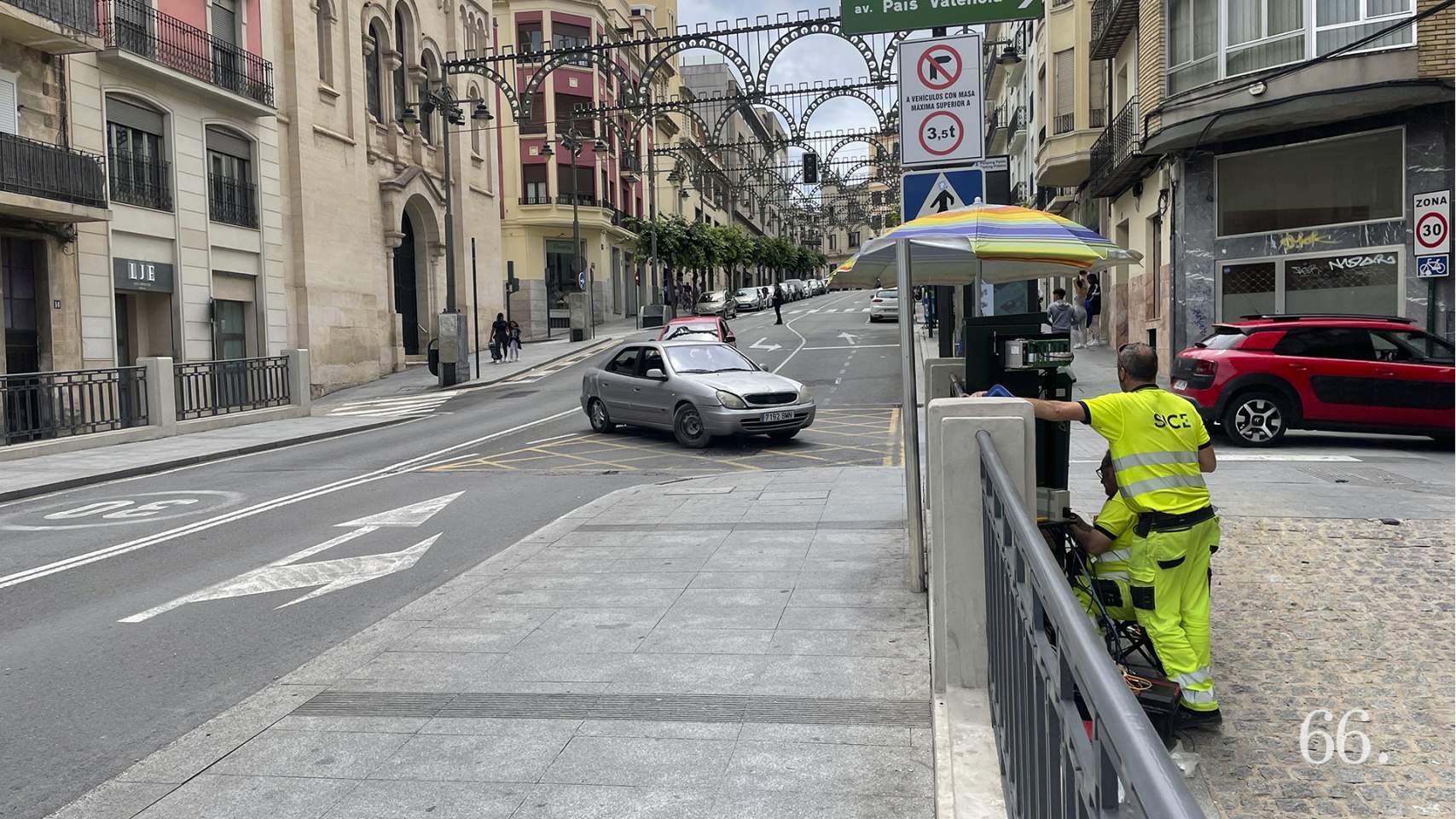 Operarios en el Puente de San Jorge