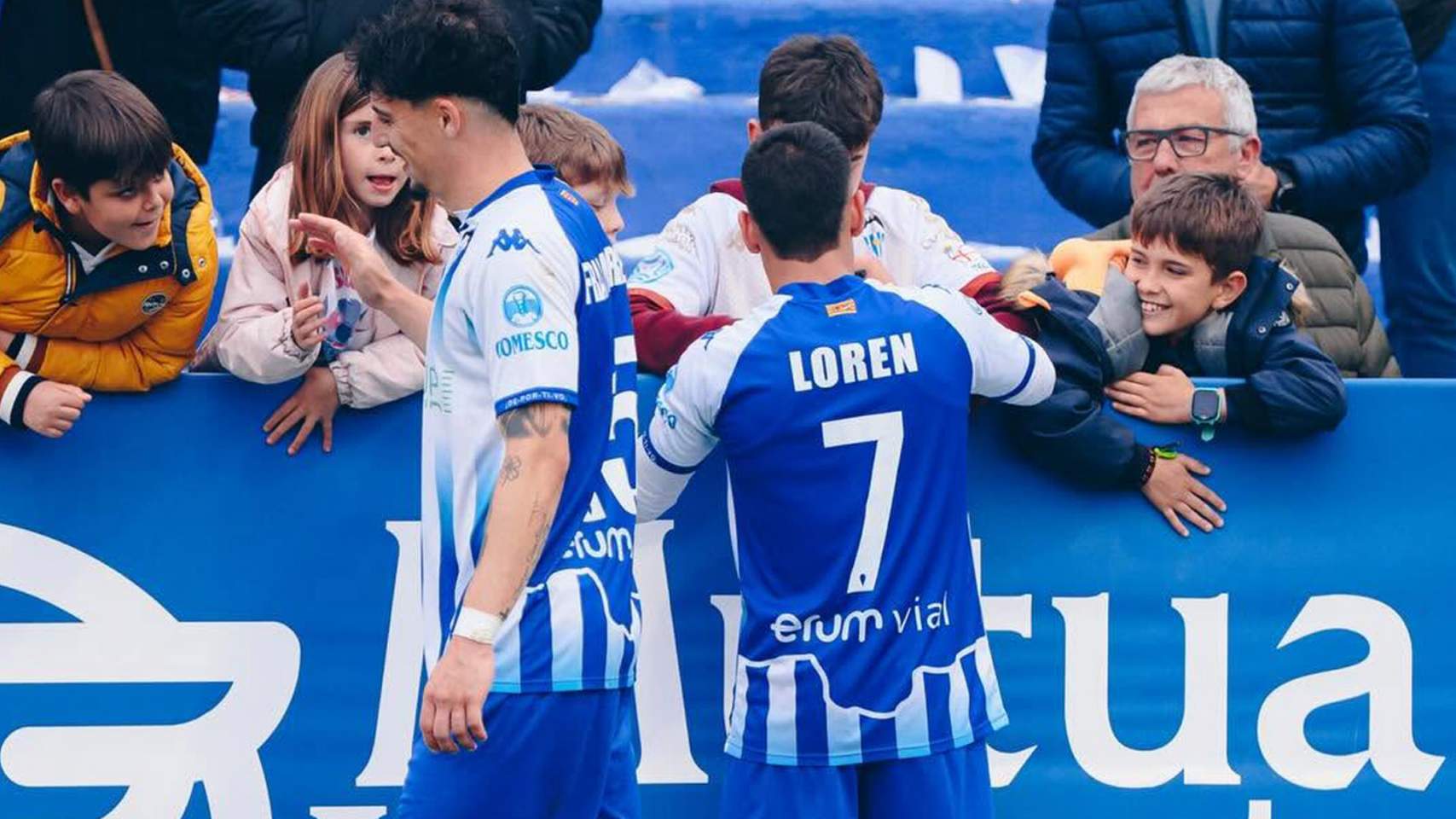 Loren i Álex Alonso renoven amb l’Alcoyano
