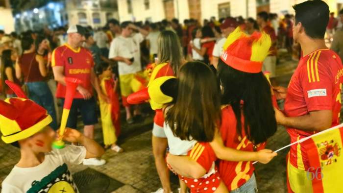 Celebració en la plaça Espanya / Foto: CGC