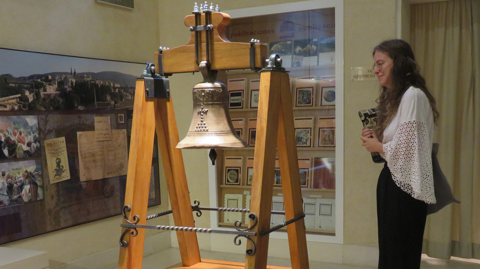 Imatge de la Campana de Barxell exposada en el Museu Arqueològic / Foto: Ajuntament d'Alcoi