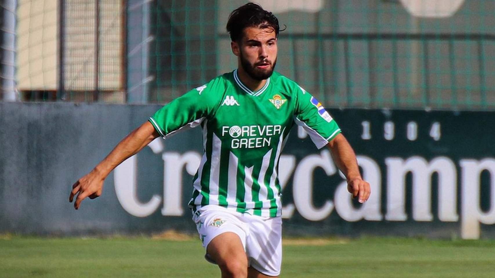 Lara con la camiseta del Betis / Foto: Instagram José Lara