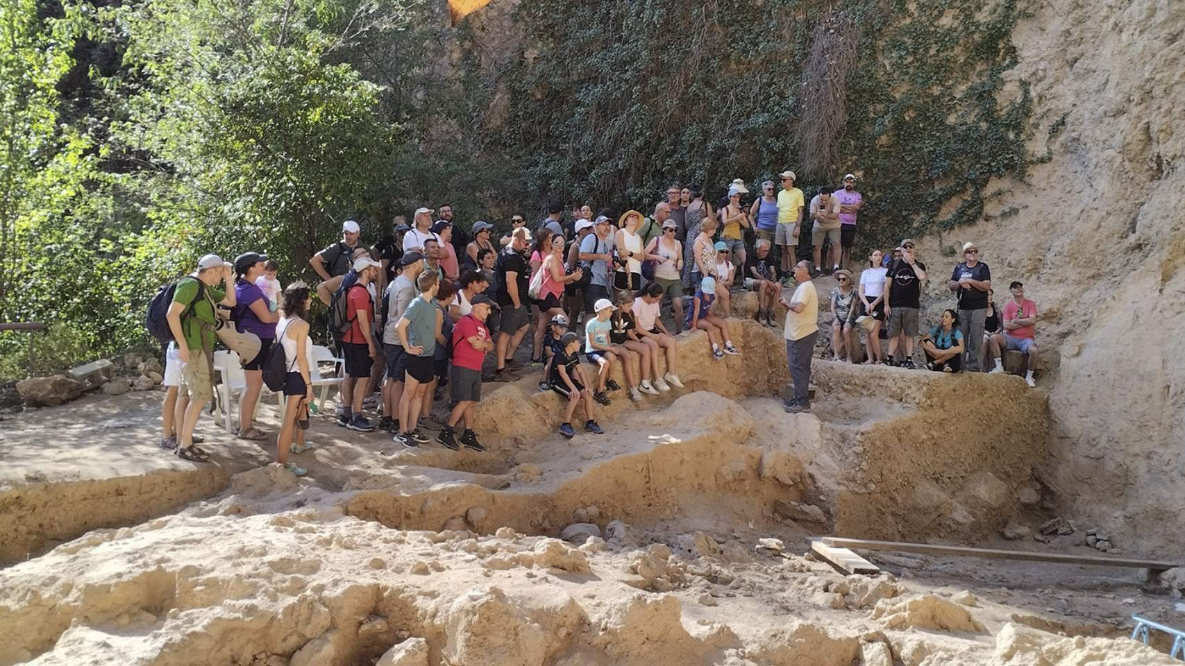 Visita al jaciment d'El Salt