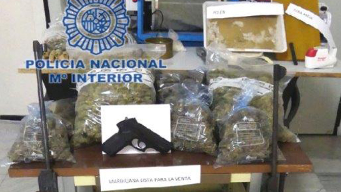 Material confiscat / Foto Policia Nacional