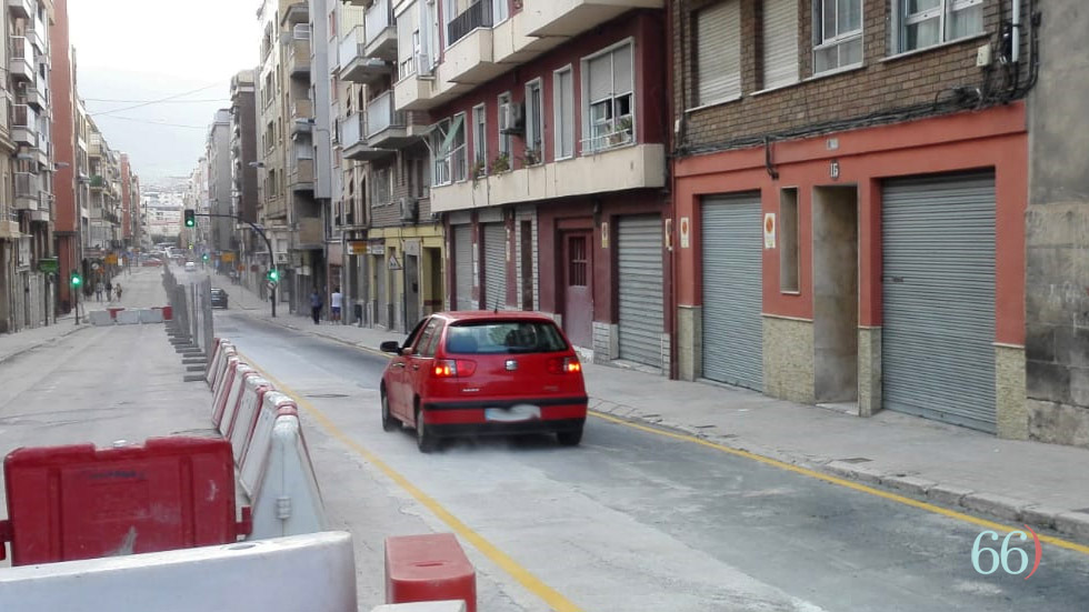 Carril provisional en Entenza